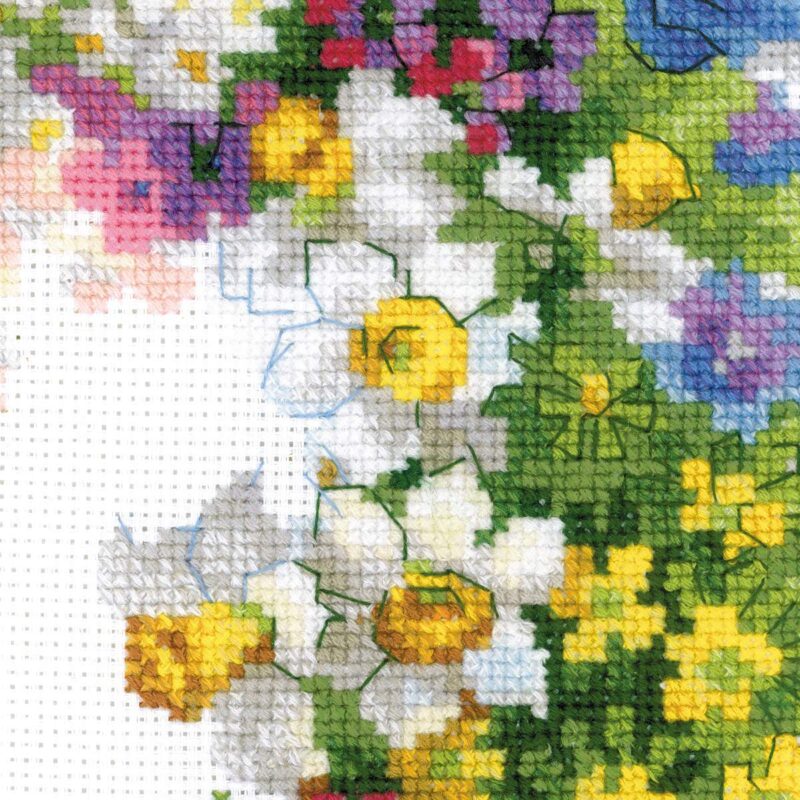 1536 Wreath with Bird Cherry Cross Stitch Kit - Image 4
