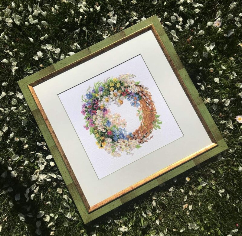 1536 Wreath with Bird Cherry Cross Stitch Kit - Image 6