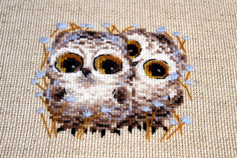1755 Little Owls Cross Stitch Kit with Aida fabric - Image 4
