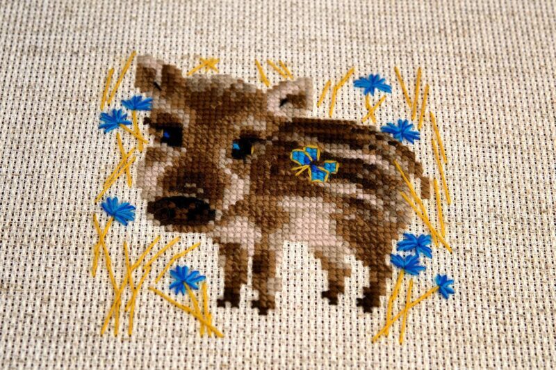 1756 Little Boar Cross Stitch Kit with Aida fabric - Image 4