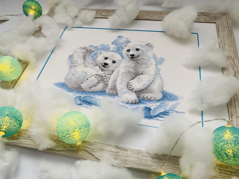 2043 Bear Cubs on Ice Cross Stitch Kit with Aida - Image 3