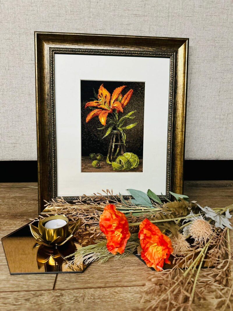 2097 Lily and Lime Cross Stitch Kit with Aida - Image 4