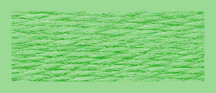 Close-up of RIOLIS wool/acrylic embroidery thread, showing its soft texture and even fibers for smooth stitching.