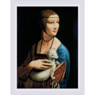Cross-stitch design inspired by Leonardo da Vinci’s painting “Lady with an Ermine,” showing a woman in Renaissance clothing holding a white ermine against a dark background.